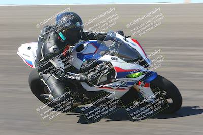 media/Oct-01-2023-SoCal Trackdays (Sun) [[4c570cc352]]/Bowl (1020am)/